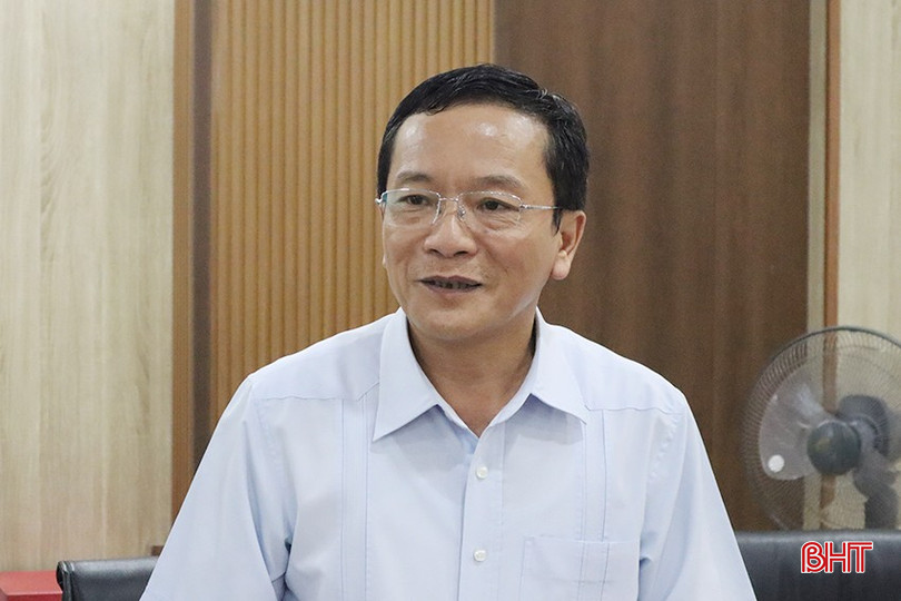 Phó Chủ tịch HĐND tỉnh Trần Văn Kỳ phát biểu tại cuộc làm việc. IMG_8021.JPG