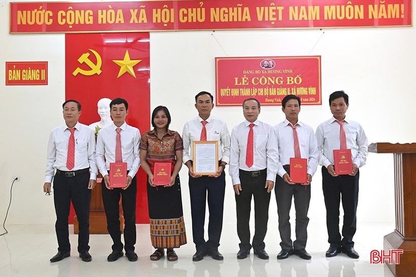 Chi bộ Bản Giàng 2 mới được thành lập. bqbht_br_z6235120391893-68e43987b3c892c3c61c4d48ff1204f2.jpg