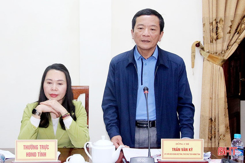 Phó Chủ tịch HĐND tỉnh Trần Văn Kỳ phát biểu tại cuộc làm việc. bqbht_br_tran-van-ky.jpg
