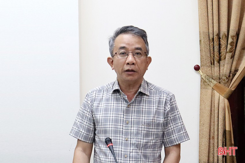 Chủ nhiệm Ủy ban Kiểm tra Tỉnh ủy Hà Văn Trọng: Việc điều chỉnh chương trình phát triển nhà ở là cần thiết nhằm góp phần đáp ứng nhu cầu nhà ở và tăng cường công tác quản lý nhà nước về đất đai, đô thị. bqbht_br_img-9040-7573.jpg
