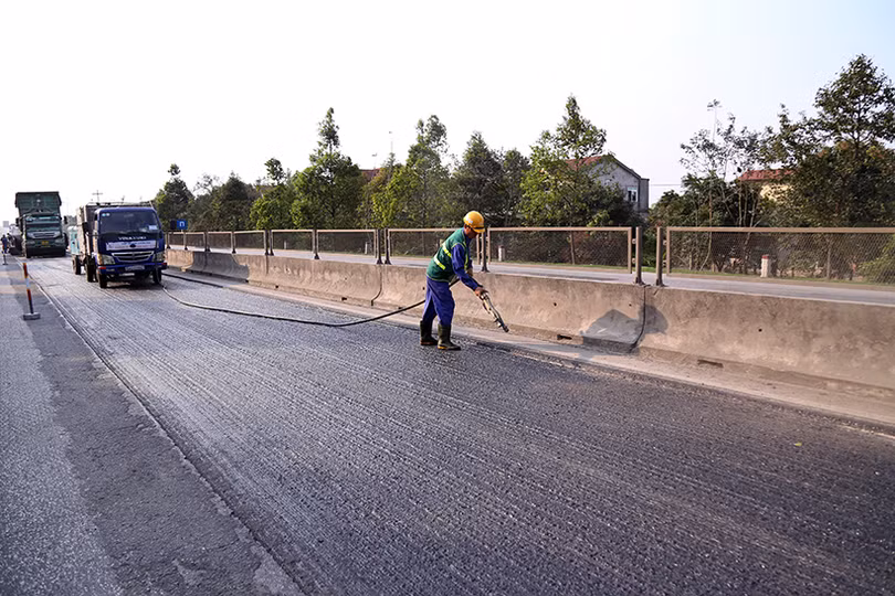 Cấp tập sửa chữa quốc lộ 1 qua Hà Tĩnh sau “tối hậu thư” của Cục Đường bộ Việt Nam