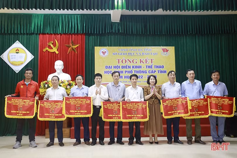 Tổng kết Đại hội Điền kinh - Thể thao học sinh phổ thông Hà Tĩnh