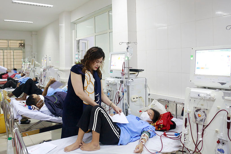 Nissan Hà Tĩnh và Hiệp hội Nữ doanh nhân tỉnh tặng quà cho bệnh nhân nghèo