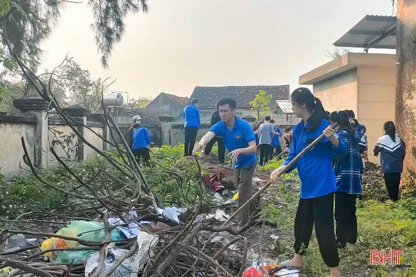 Đoàn viên thanh niên Hà Tĩnh hưởng ứng “Ngày Chủ nhật xanh”