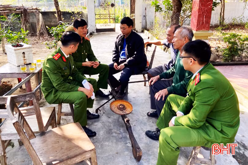 Nghi Xuân thu hồi 175 khẩu súng các loại