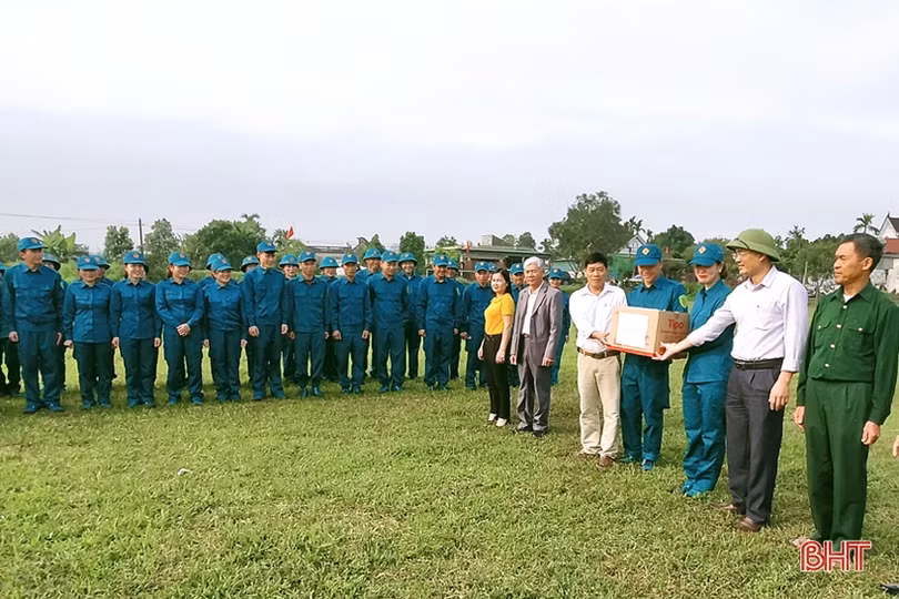 Nâng cao chất lượng huấn luyện lực lượng dân quân tự vệ ở Hà Tĩnh