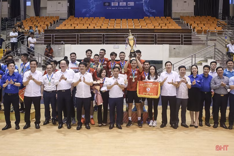 Giải Bóng chuyền nam thanh niên Hà Tĩnh khởi tranh vào tháng 5