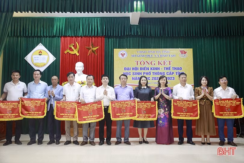 Tổng kết Đại hội Điền kinh - Thể thao học sinh phổ thông Hà Tĩnh