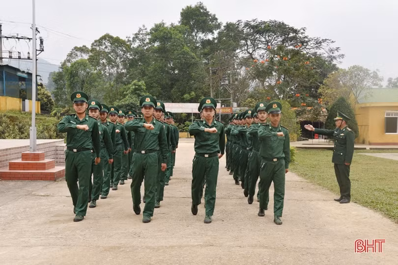 Một ngày huấn luyện của chiến sỹ trẻ Bộ đội Biên phòng Hà Tĩnh