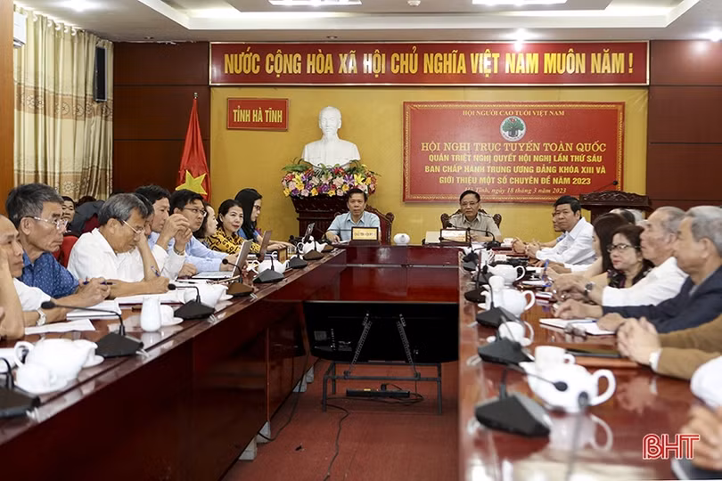 Người cao tuổi Hà Tĩnh được cập nhật các chủ trương, chính sách mới