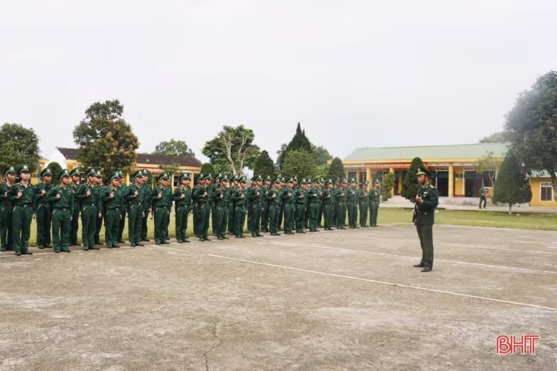 Một ngày huấn luyện của chiến sỹ trẻ Bộ đội Biên phòng Hà Tĩnh