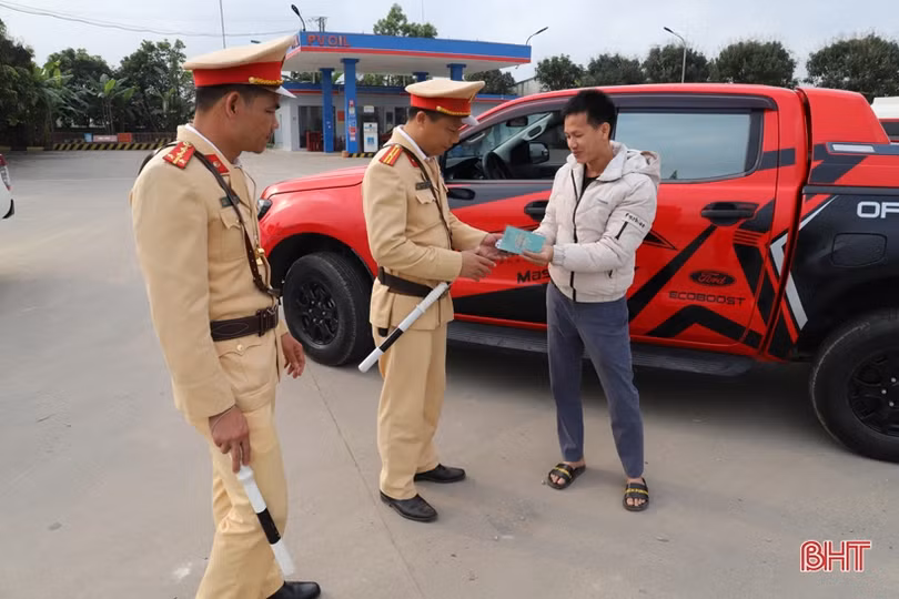 Hương Sơn xử phạt 251 trường hợp vi phạm trật tự ATGT