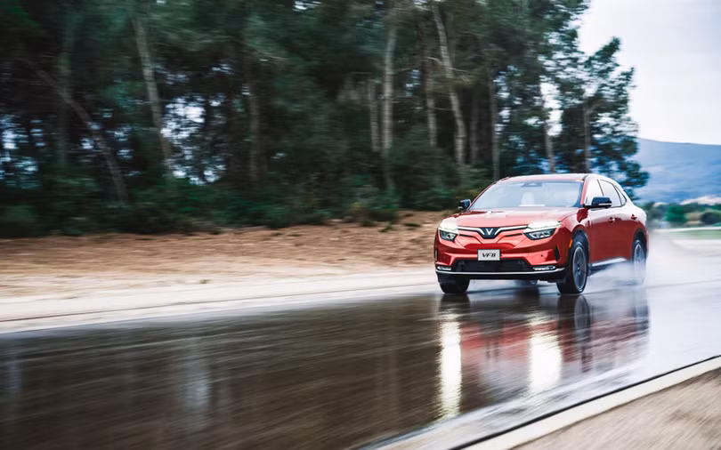 Xe điện tích hợp nhiều công nghệ là xu hướng của năm 2023