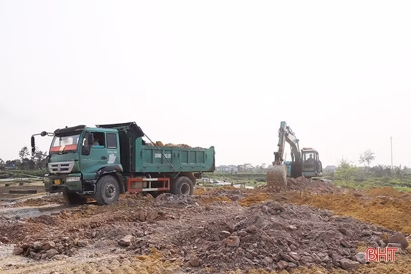 Đẩy nhanh tiến độ thi công các công trình trọng điểm ở Hà Tĩnh