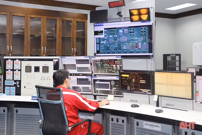 Nhóm Tư vấn phát triển bền vững Hà Tĩnh tại Hà Nội ấn tượng với sự phát triển của KKT Vũng Áng