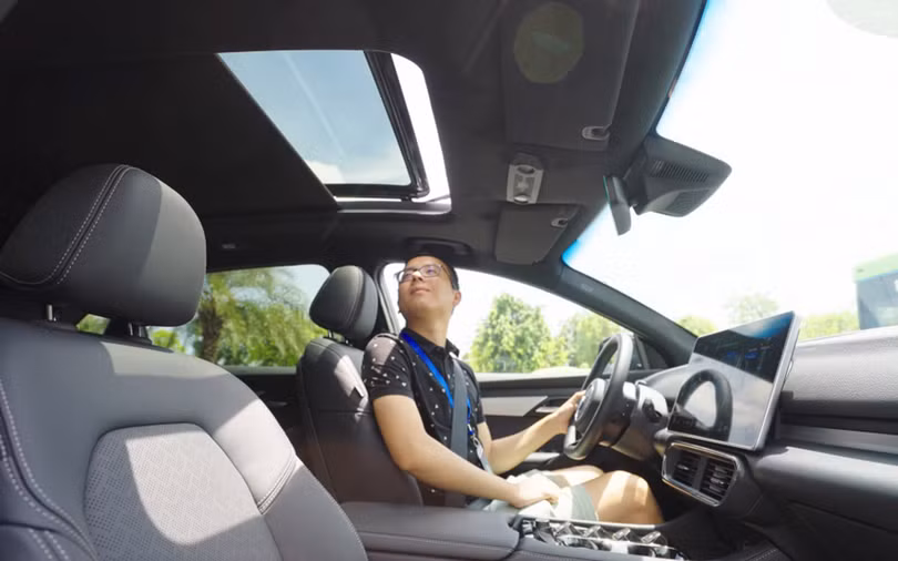 Xe điện tích hợp nhiều công nghệ là xu hướng của năm 2023