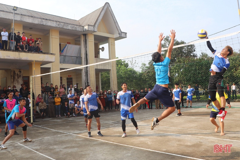 Xã Đức Liên nhất Giải Bóng chuyền nam huyện Vũ Quang