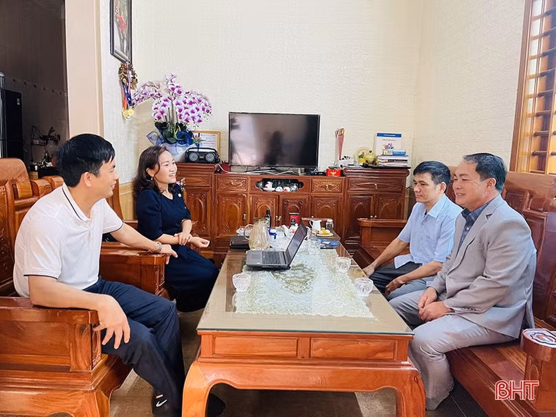 Hà Tĩnh: Niềm vui vô bờ của gia đình có hai con giành giải nhất, nhì học sinh giỏi quốc gia