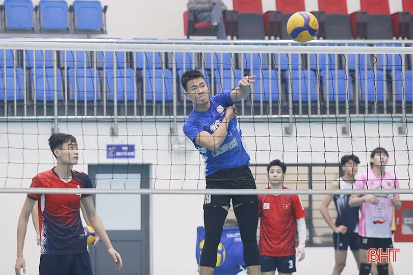 Nhiều gương mặt “ngoại hạng” dự Giải Bóng chuyền nam thanh niên Hà Tĩnh