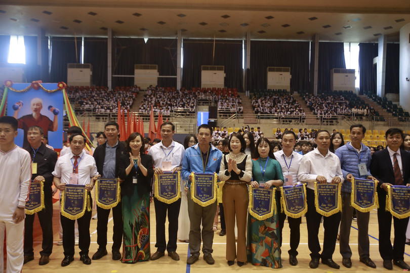 Khai mạc Đại hội Điền kinh - Thể thao học sinh phổ thông Hà Tĩnh