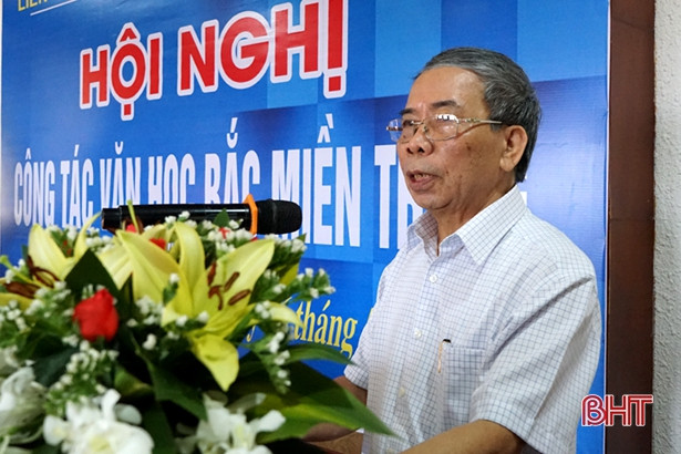 Phấn đấu mỗi năm tổ chức 1 trại sáng tác của Liên chi hội Nhà văn Bắc miền Trung