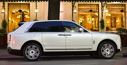 SUV siêu sang Rolls-Royce Cullinan đầu tiên về Việt Nam