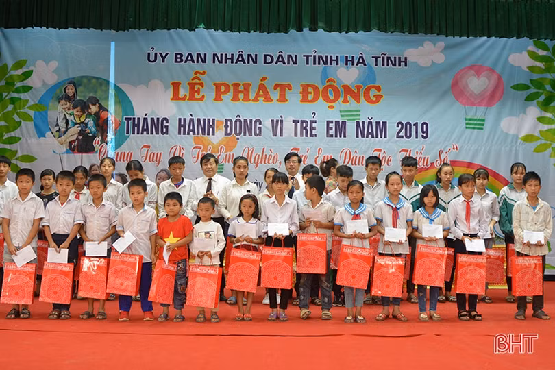 Hà Tĩnh chung tay vì trẻ em nghèo, trẻ em dân tộc thiểu số