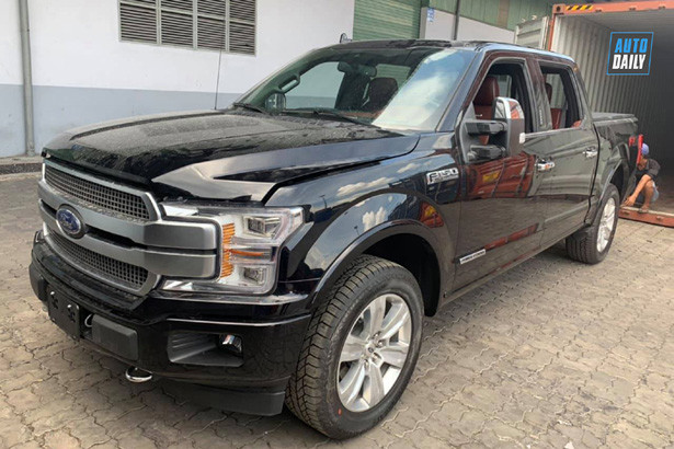 Ford F-150 Platinum 2019 bản máy dầu đầu tiên về Việt Nam