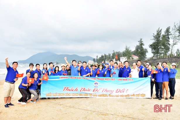 Đoàn đại biểu thanh niên Lào thăm các địa chỉ đỏ tại Hà Tĩnh