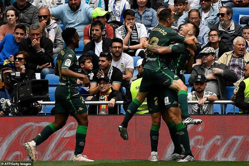 Hạ màn La Liga: Real thua mất mặt Betis