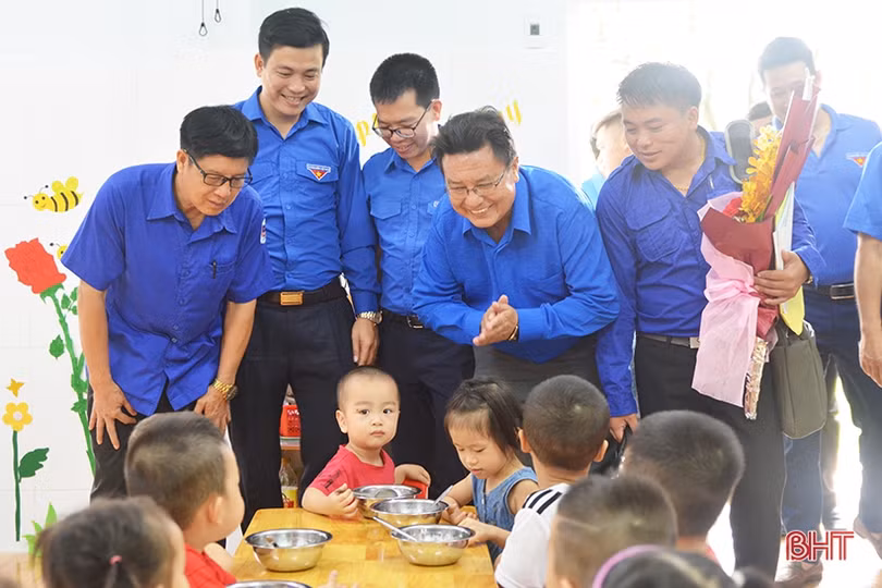 Tuổi trẻ Hà Tĩnh chia sẻ về chung tay xây dựng NTM và bảo vệ môi trường