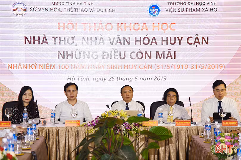 Hà Tĩnh Hội thảo “Nhà thơ, nhà văn hoá Huy Cận - những điều còn mãi”