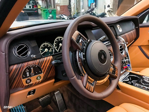 Chi tiết xe sang Rolls-Royce Cullinan 41 tỷ tại Việt Nam