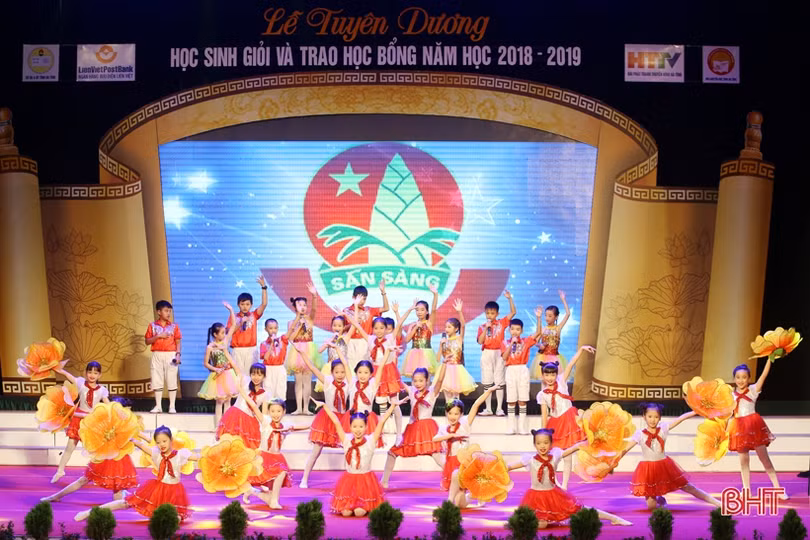 ­­ Hà Tĩnh đứng đầu cả nước về tỷ lệ học sinh đạt giải quốc gia