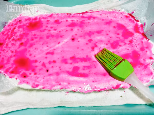 Nắng nóng, làm chè hạt lựu từ quả thanh long giòn dai giải nhiệt