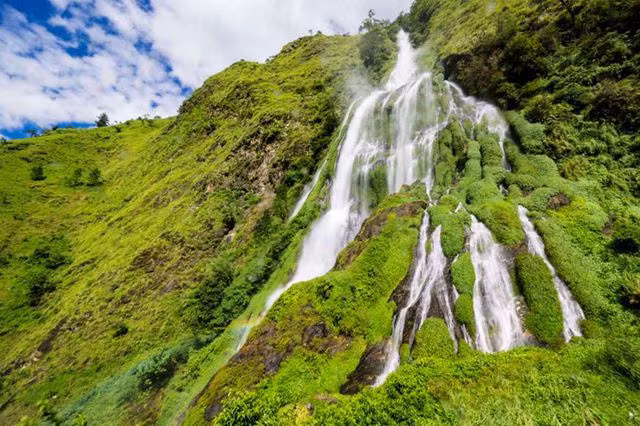 Vẻ đẹp ít người biết tới ở vùng đất kỳ lạ nhất thế giới