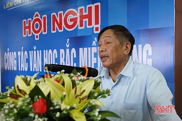 Phấn đấu mỗi năm tổ chức 1 trại sáng tác của Liên chi hội Nhà văn Bắc miền Trung