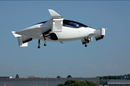 Taxi bay thử nghiệm thành công, giá cước “như taxi thường”