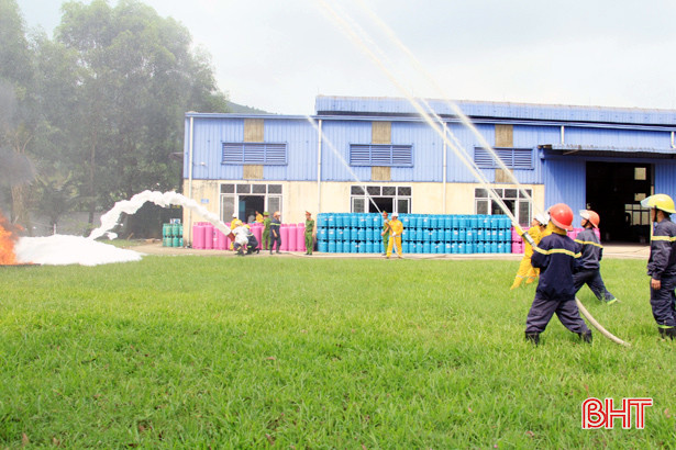 Đối phó với tình huống cháy nổ tại trạm chiết nạp gas