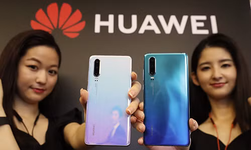 Một loạt nhà mạng Âu, Á dừng đặt hàng điện thoại mới của Huawei