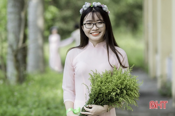 Nhà thơ Huy Cận trong nỗi nhớ của người dân Hà Tĩnh ảnh 3 Nhà thơ Huy Cận trong nỗi nhớ của người dân Hà Tĩnh