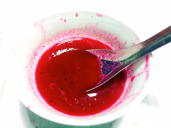 Nắng nóng, làm chè hạt lựu từ quả thanh long giòn dai giải nhiệt