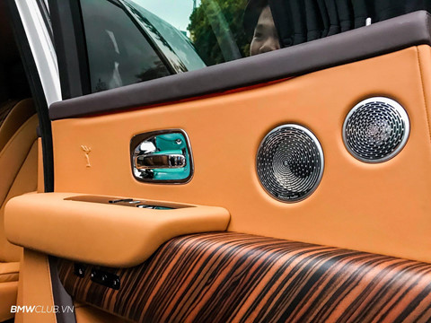 Chi tiết xe sang Rolls-Royce Cullinan 41 tỷ tại Việt Nam