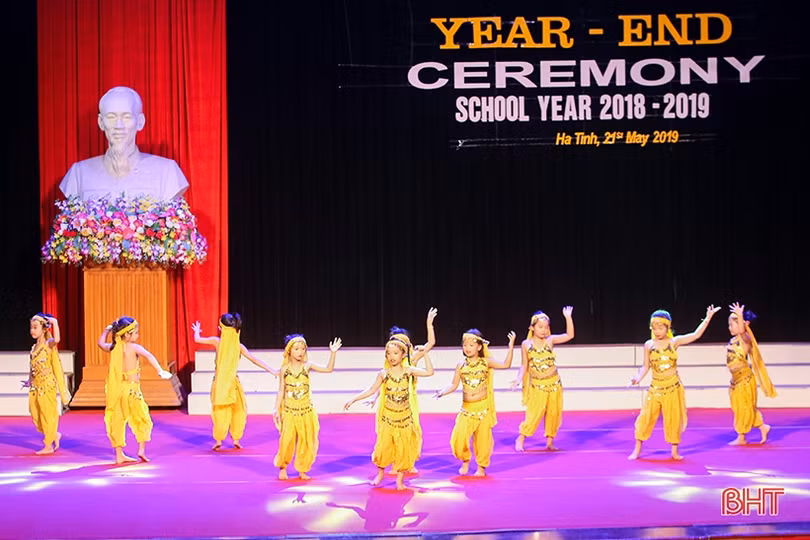 Học sinh Albert Einstein đoàn kết, yêu thương, tự tin và sáng tạo