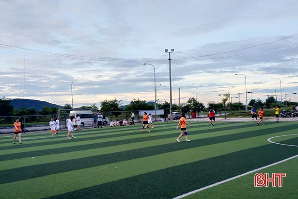 Cán bộ, công nhân Formosa Hà Tĩnh tranh tài bóng đá