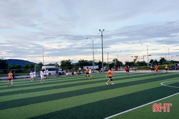 Cán bộ, công nhân Formosa Hà Tĩnh tranh tài bóng đá