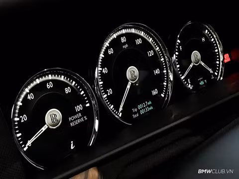 Chi tiết xe sang Rolls-Royce Cullinan 41 tỷ tại Việt Nam