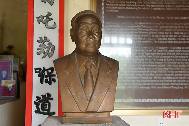 Nhà thơ - nhà văn hóa Huy Cận với quê hương, dòng tộc ảnh 16 Nhà thơ - nhà văn hóa Huy Cận với quê hương, dòng tộc