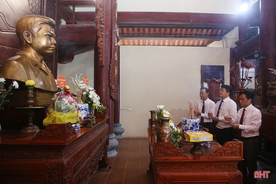Tiếp bước thế hệ cha anh, xây dựng Hà Tĩnh ngày càng phát triển