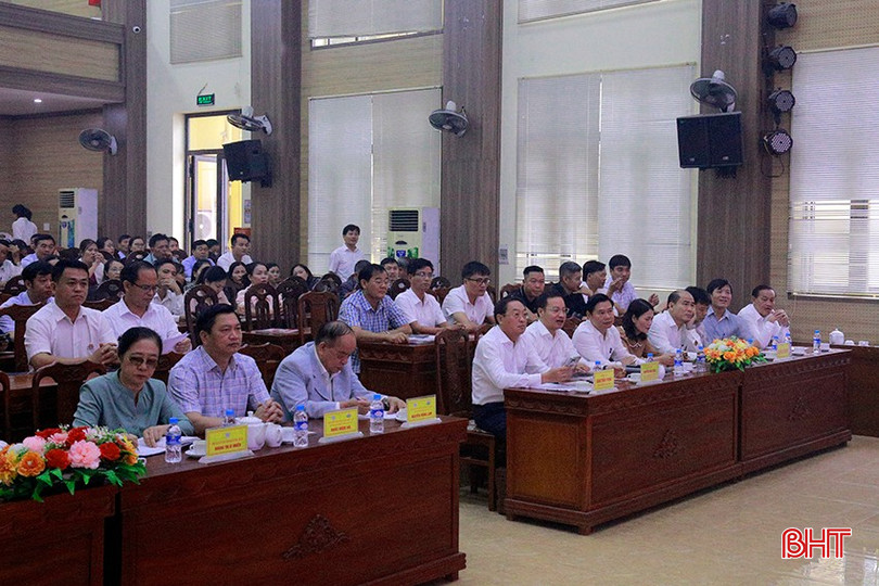 Các đại biểu tham dự buổi lễ bqbht_br_4.jpg